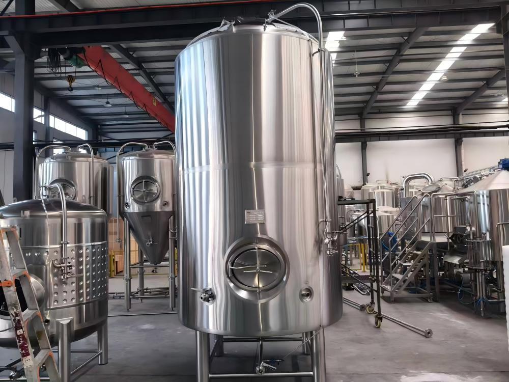 <b>40BBL Double Wall Bright Beer</b>